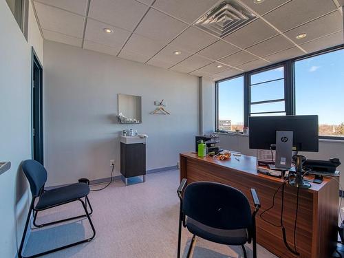 Office - 410-465 Av. Victoria, Saint-Lambert, QC 