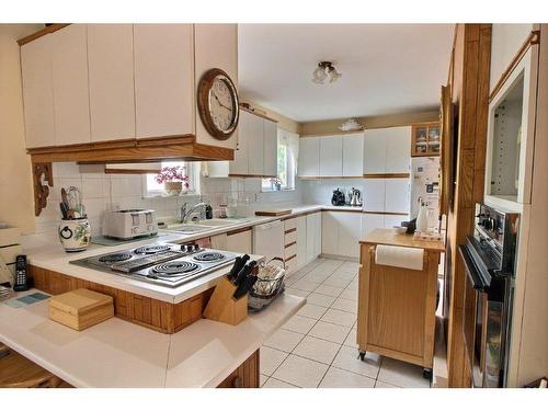 Kitchen - 127 Ch. Cyr, New Richmond, QC - Indoor Photo Showing Kitchen