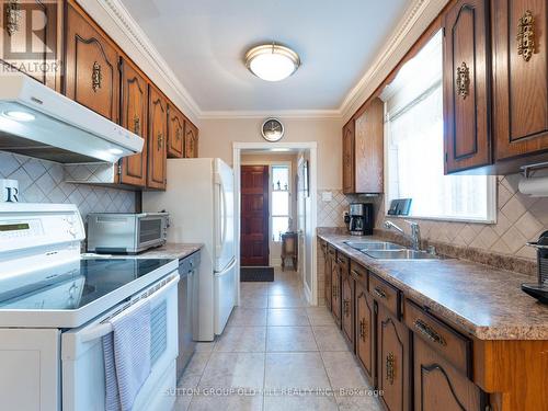 31 Demaris Avenue, Toronto (Glenfield-Jane Heights), ON - Indoor Photo Showing Kitchen With Double Sink