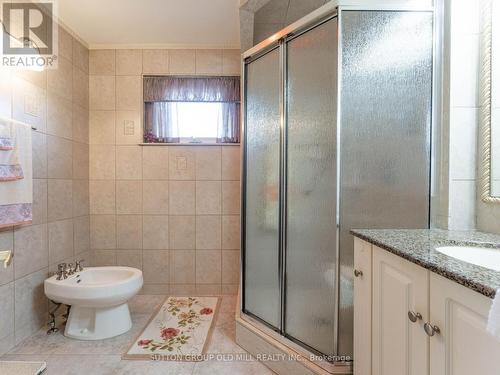 31 Demaris Avenue, Toronto (Glenfield-Jane Heights), ON - Indoor Photo Showing Bathroom