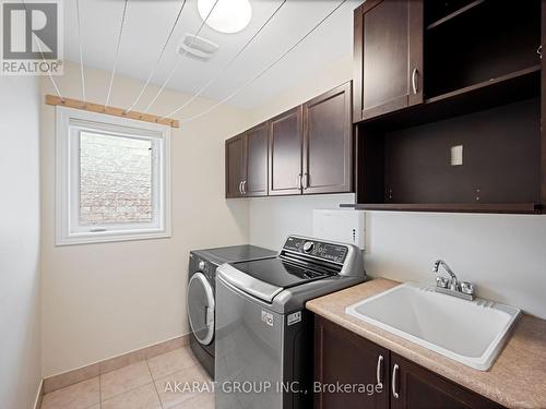 3104 Cardross Court, Oakville (Palermo West), ON - Indoor Photo Showing Laundry Room