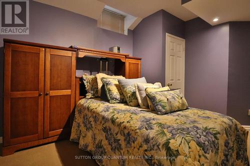 Bsmt - 2403 Fourth Line, Oakville (West Oak Trails), ON - Indoor Photo Showing Bedroom