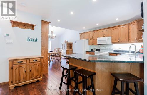 59 Exmouth Drive, London, ON - Indoor Photo Showing Kitchen