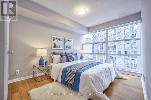 905 - 11 St. Joseph Street, Toronto (Bay Street Corridor), ON - Indoor Photo Showing Bedroom