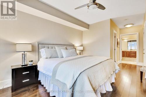 704C - 662 Sheppard Avenue E, Toronto (Bayview Village), ON - Indoor Photo Showing Bedroom