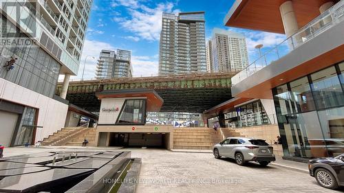 2006 - 17 Bathurst Street, Toronto (Waterfront Communities), ON - Outdoor