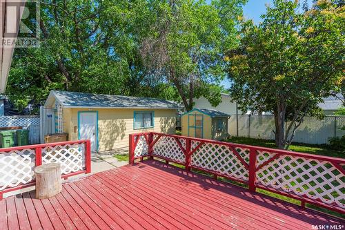 173 Cambridge Avenue, Regina, SK - Outdoor With Deck Patio Veranda