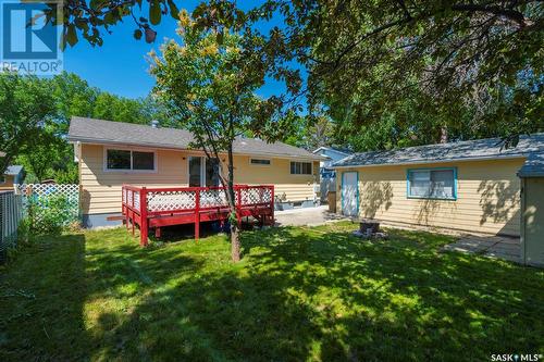 173 Cambridge Avenue, Regina, SK - Outdoor With Deck Patio Veranda