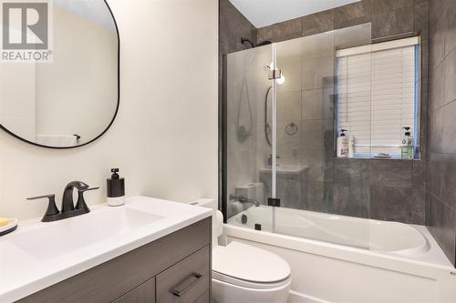 109 Cornwall Avenue, St. John'S, NL - Indoor Photo Showing Bathroom