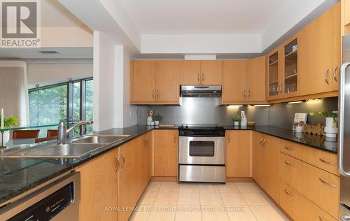 401 - 3 Mcalpine Street, Toronto (Annex), ON - Indoor Photo Showing Kitchen With Double Sink