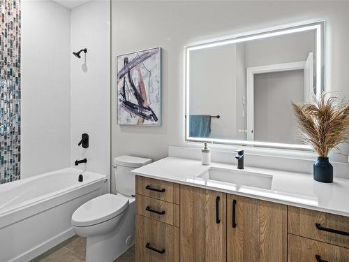 2271 Adela Pl, Sidney, BC - Indoor Photo Showing Bathroom