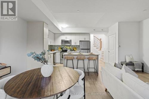 15 - 125 Long Branch Avenue, Toronto (Long Branch), ON - Indoor Photo Showing Kitchen