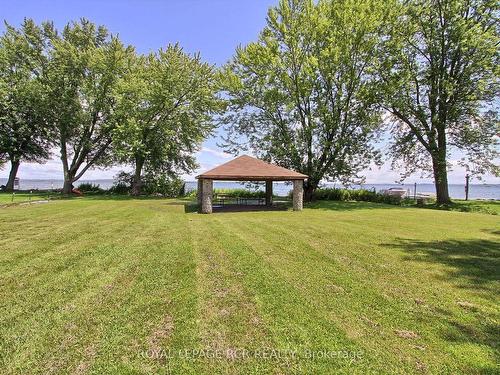 228 Bayshore Rd E, Innisfil, ON - Outdoor