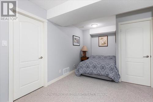 979 Lake Drive E, Georgina (Sutton & Jackson'S Point), ON - Indoor Photo Showing Bedroom