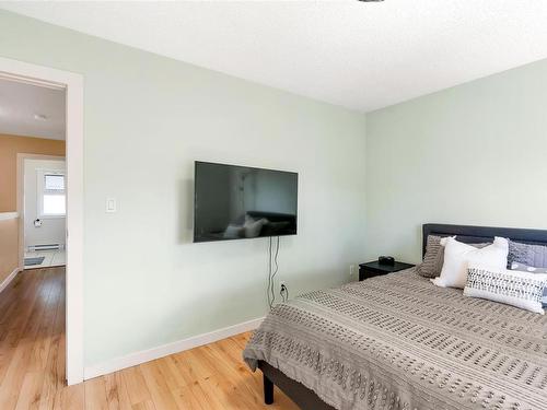 1123 Goldstream Ave, Langford, BC - Indoor Photo Showing Bedroom