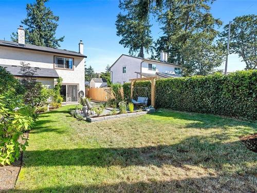 1123 Goldstream Ave, Langford, BC - Outdoor