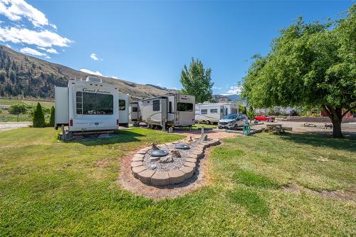 8705 Road 22 Road, Oliver, BC - Outdoor