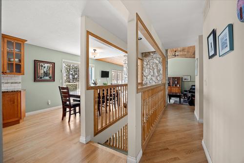 4155 Ponderosa Drive, Peachland, BC - Indoor Photo Showing Other Room