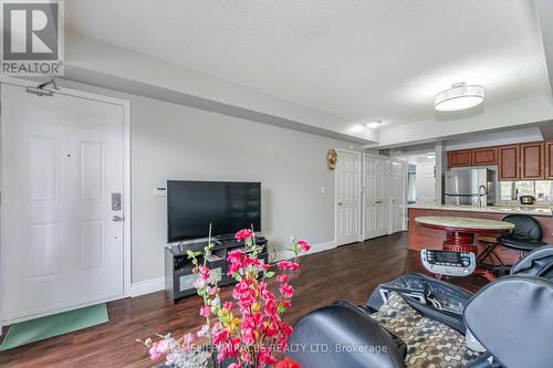 2012 - 3031 Finch Avenue W, Toronto (Humbermede), ON - Indoor