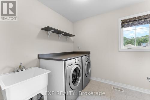 689 Brian Street, Fort Erie, ON - Indoor Photo Showing Laundry Room