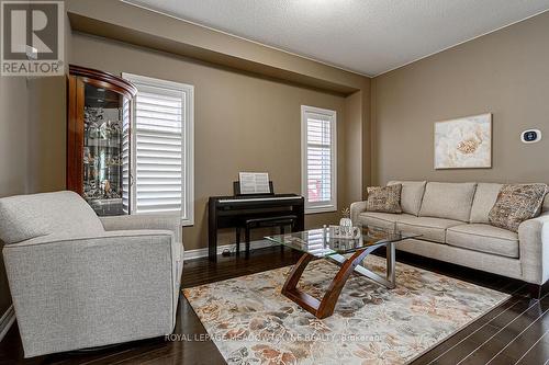 32 Tatra Crescent, Brampton (Bram West), ON - Indoor Photo Showing Living Room