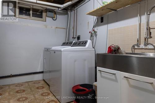 6776 Margaret Street, Niagara Falls, ON - Indoor Photo Showing Laundry Room