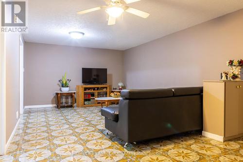 6776 Margaret Street, Niagara Falls, ON - Indoor Photo Showing Other Room