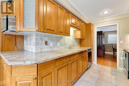 56 Skyland Drive, Hamilton (Centremount), ON - Indoor Photo Showing Kitchen