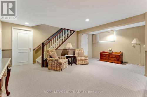 56 Skyland Drive, Hamilton (Centremount), ON - Indoor