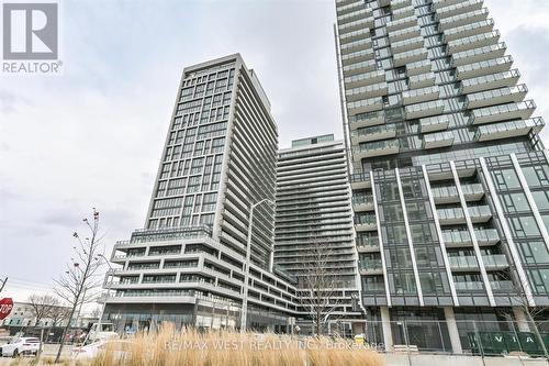 201 - 8960 Jane Street, Vaughan, ON - Outdoor With Facade