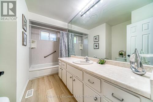 113 Fred Varley Drive W, Markham, ON - Indoor Photo Showing Bathroom