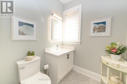 2292 Shore Lane, Wasaga Beach, ON - Indoor Photo Showing Bathroom