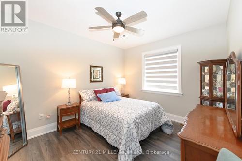 2292 Shore Lane, Wasaga Beach, ON - Indoor Photo Showing Bedroom