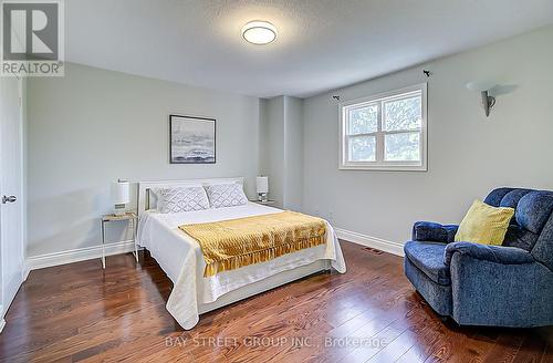 2104 Mayflower Boulevard, Oakville (River Oaks), ON - Indoor Photo Showing Bedroom