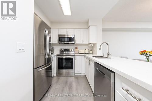 1101 - 5508 Yonge Street, Toronto (Willowdale West), ON - Indoor Photo Showing Kitchen With Stainless Steel Kitchen With Double Sink