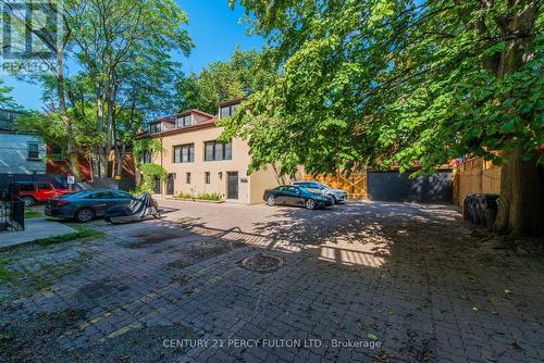 Th2 - 360 R Dundas Street E, Toronto (Moss Park), ON - Outdoor