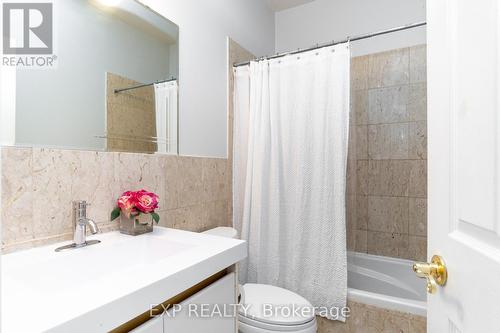 140 Bathgate Drive, Toronto (Centennial Scarborough), ON - Indoor Photo Showing Bathroom