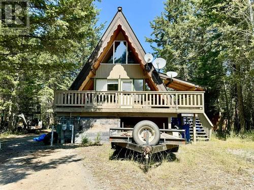 4764 Moneeyaw Road, 108 Mile Ranch, BC - Outdoor