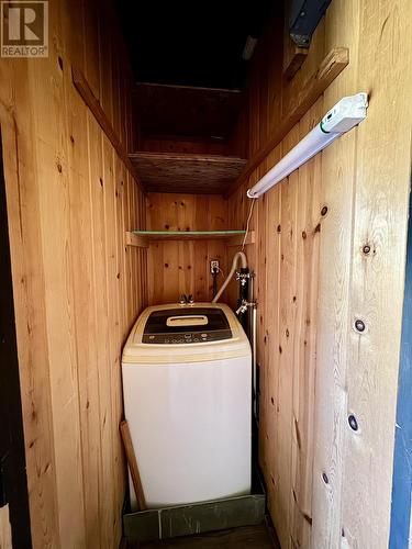 4764 Moneeyaw Road, 108 Mile Ranch, BC - Indoor Photo Showing Laundry Room