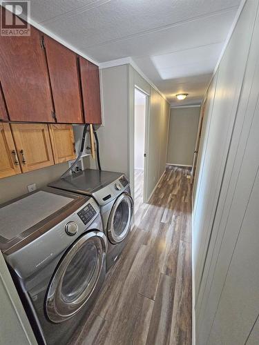 9923 Maple Street, Fort St. John, BC - Indoor Photo Showing Laundry Room