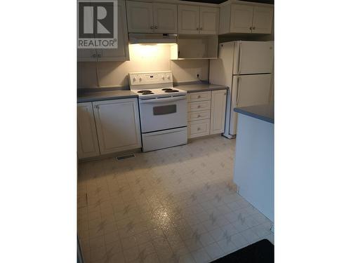 9340 Austgarden Road, Prince George, BC - Indoor Photo Showing Kitchen