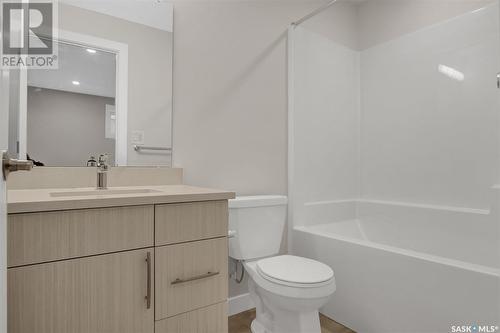 243 St John Street, Regina, SK - Indoor Photo Showing Bathroom