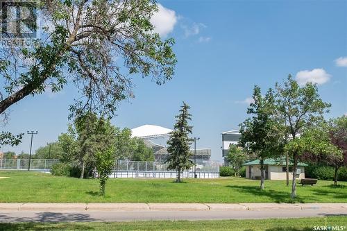 3715 Victoria Avenue, Regina, SK - Outdoor