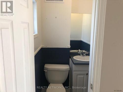 30 Kirby Avenue, Timmins (Timmins South - East), ON - Indoor Photo Showing Bathroom