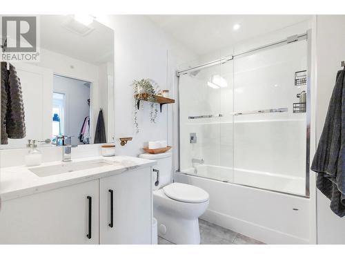 3434 Mckinley Beach Drive Unit# 407, Kelowna, BC - Indoor Photo Showing Bathroom