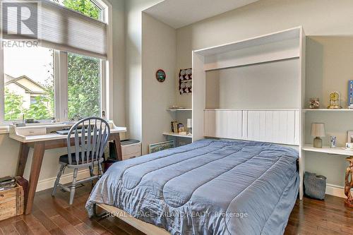 233 Wedgewood Drive E, Woodstock, ON - Indoor Photo Showing Bedroom