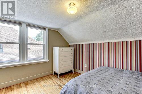 1190 Albany Street, London, ON - Indoor Photo Showing Bedroom