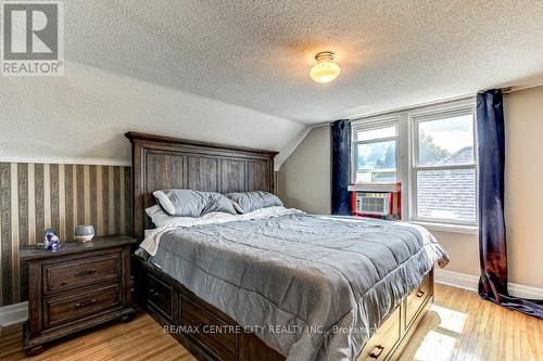 1190 Albany Street, London, ON - Indoor Photo Showing Bedroom