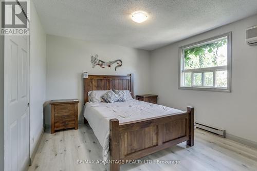 2 - 271 Thames Street, Ingersoll (Ingersoll - North), ON - Indoor Photo Showing Bedroom