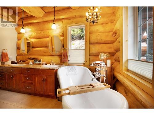 63 Walker Road, Enderby, BC - Indoor Photo Showing Bathroom